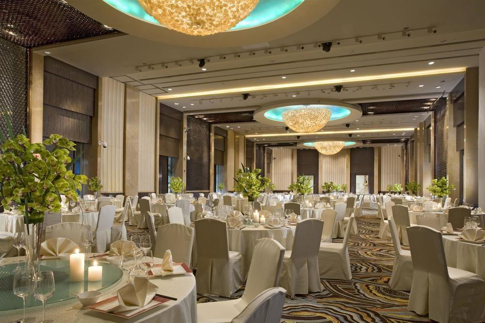 Sheraton Grand Shanghai Pudong Hotel & Residences Dış mekan fotoğraf